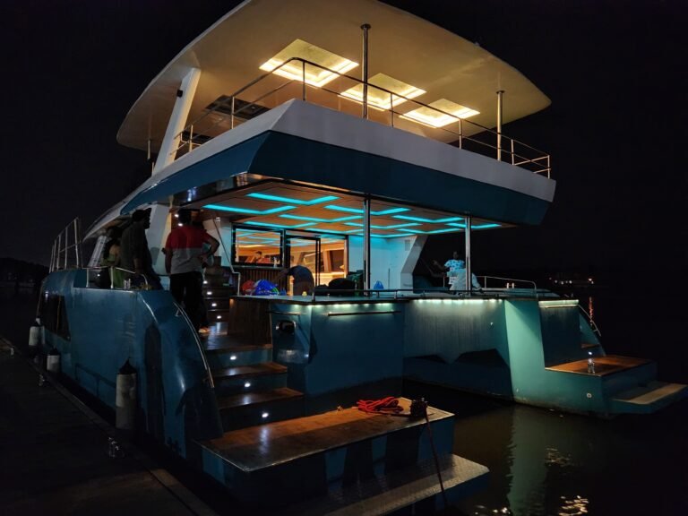 Luxury Yacht Rental