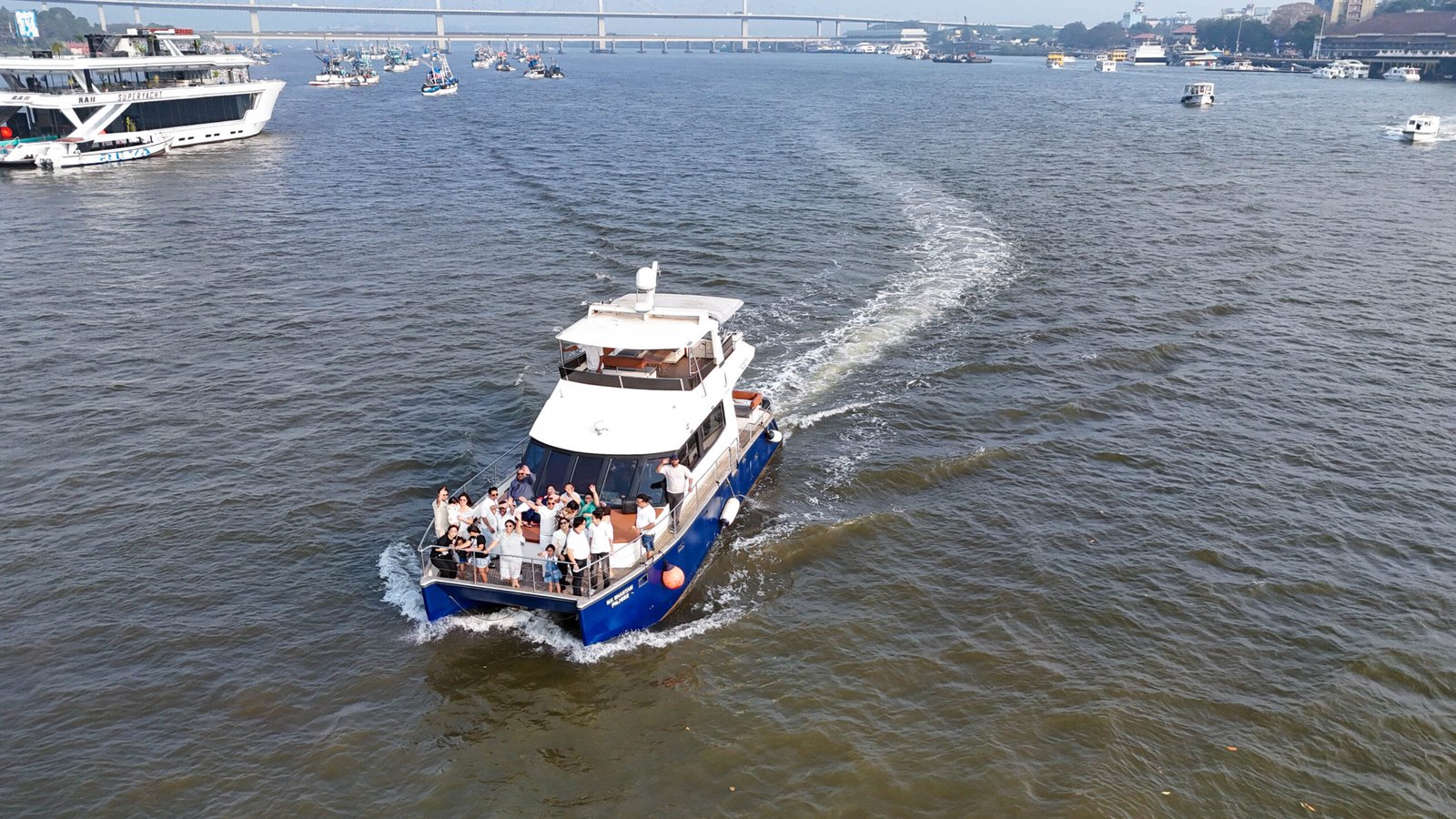 Shantam Catamaran Image 1